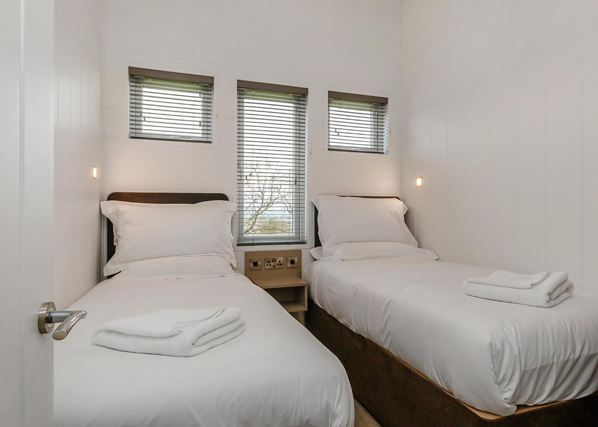 Cheddar Woods Resort And Spa Εξωτερικό φωτογραφία