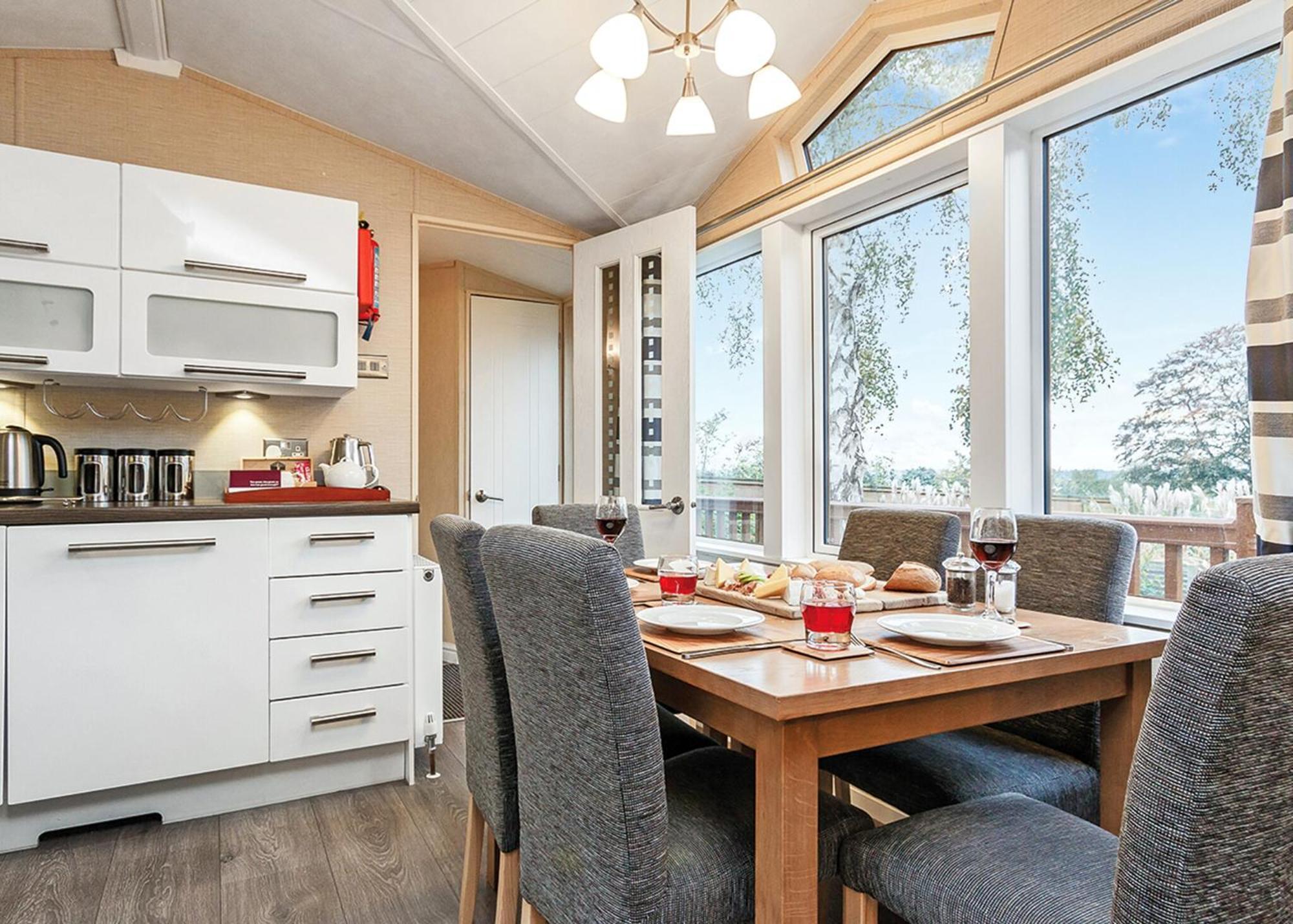 Cheddar Woods Resort And Spa Δωμάτιο φωτογραφία